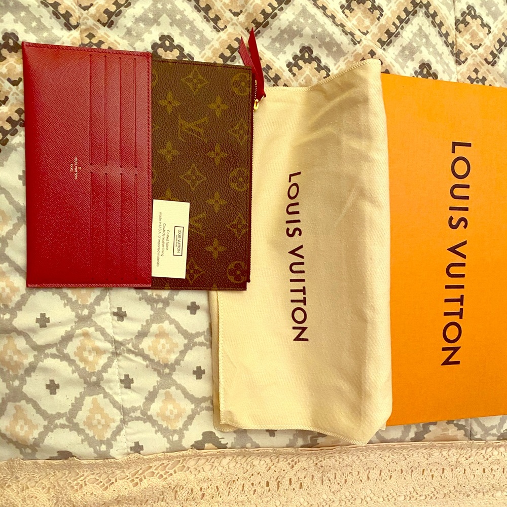 Louis Vuitton felicie pochette